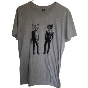 Cat in suit graphic shirt